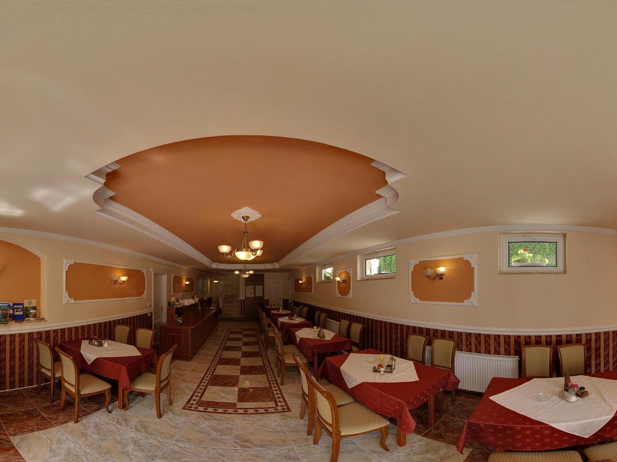 Hévíz Hegyi Villa מראה חיצוני תמונה